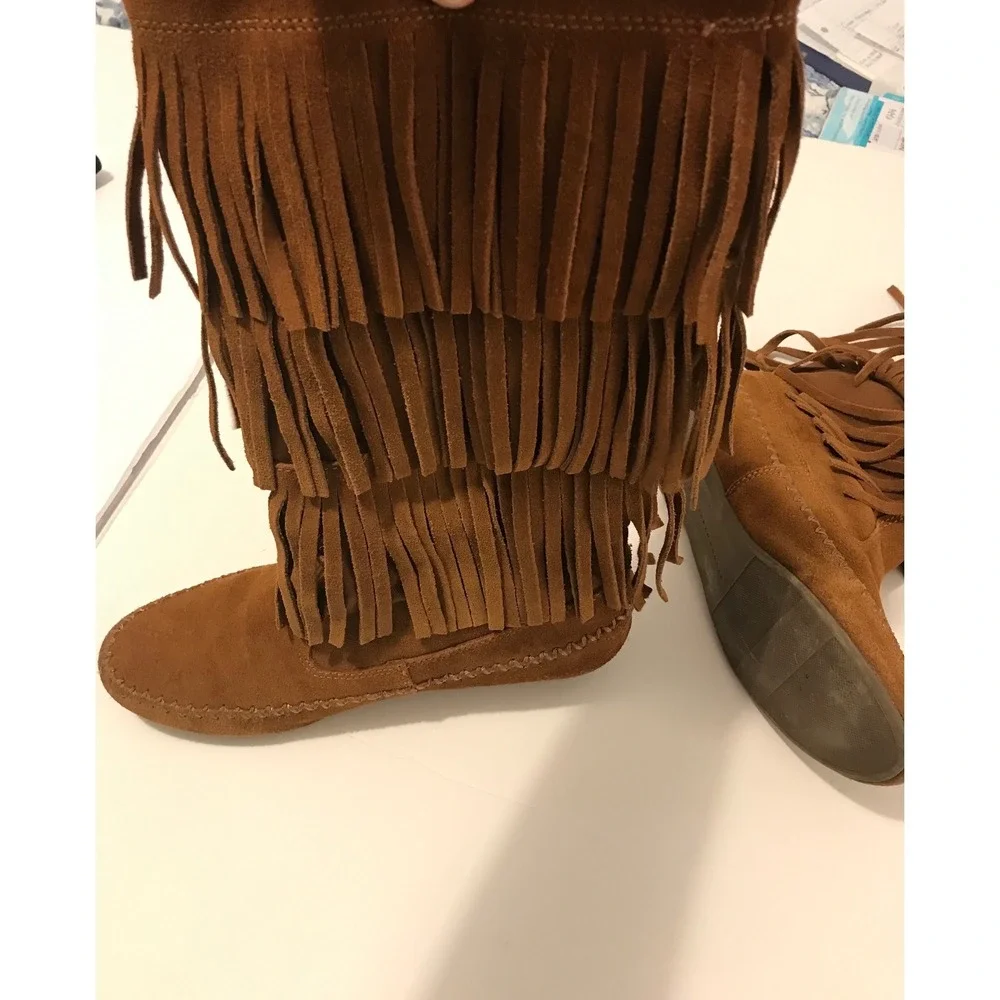 Lauren Conrad Brown Suede Triple Fringe Moccasin Boots Boho Mid Calf Cognac